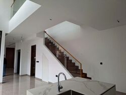 Henry Park (D10), Terrace #535350291